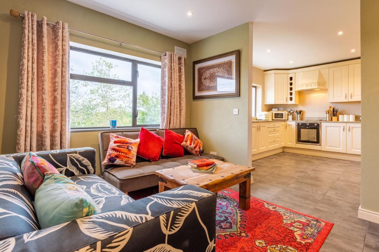 Aloha House Hotel Killorglin ภายนอก รูปภาพ