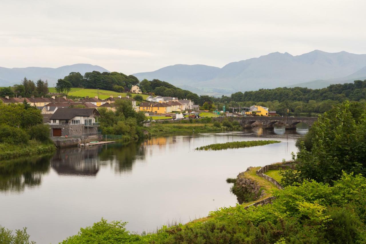 Aloha House Hotel Killorglin ภายนอก รูปภาพ